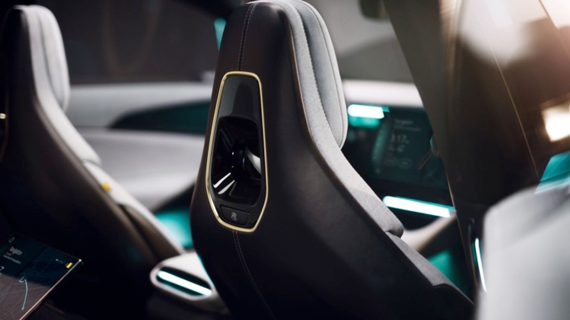 Lotus Eletre 600