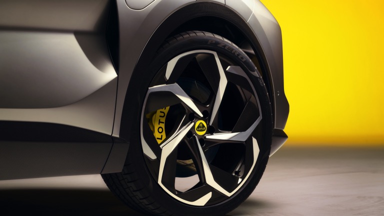 Lotus Eletre 600