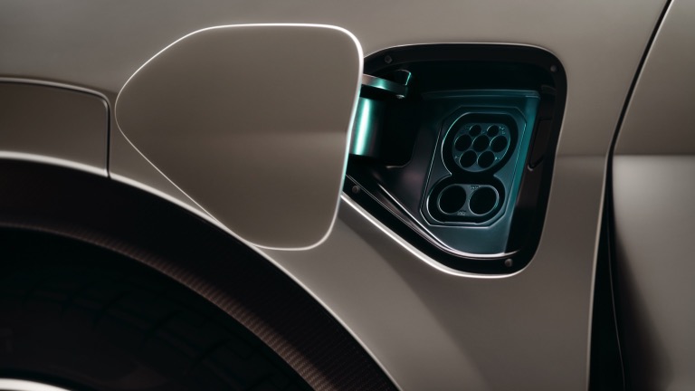 Lotus Eletre 600