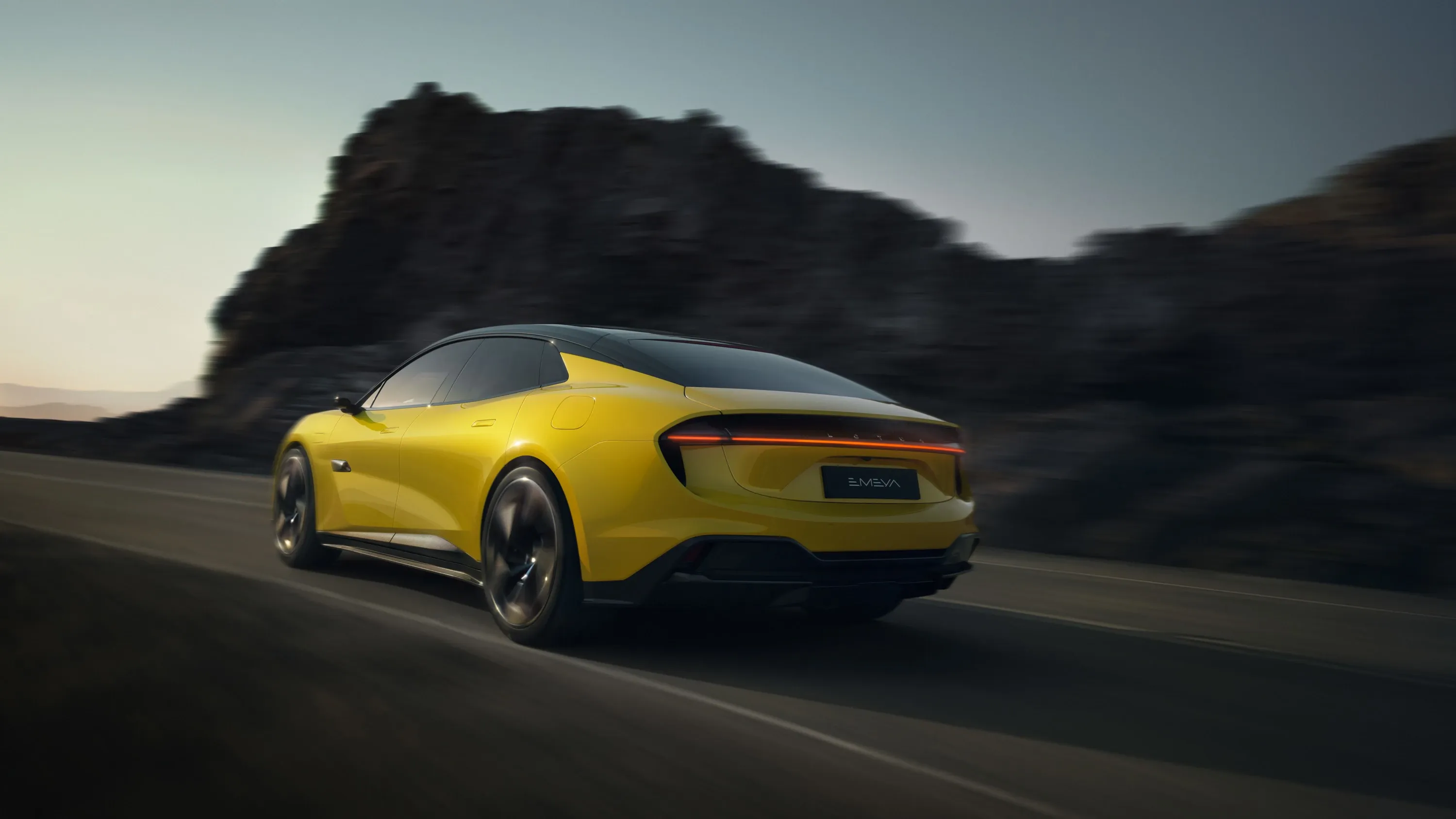Elettronauti - Lotus Emeya 600 - Grigio - Esterno - Vista anteriore a tre quarti