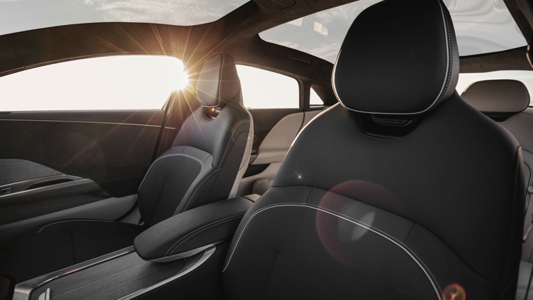 Lucid Air Touring (MY26)