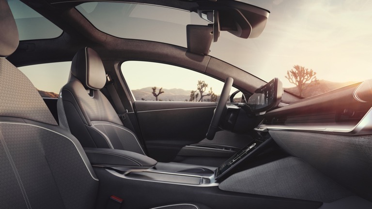 Lucid Air Touring (MY26)