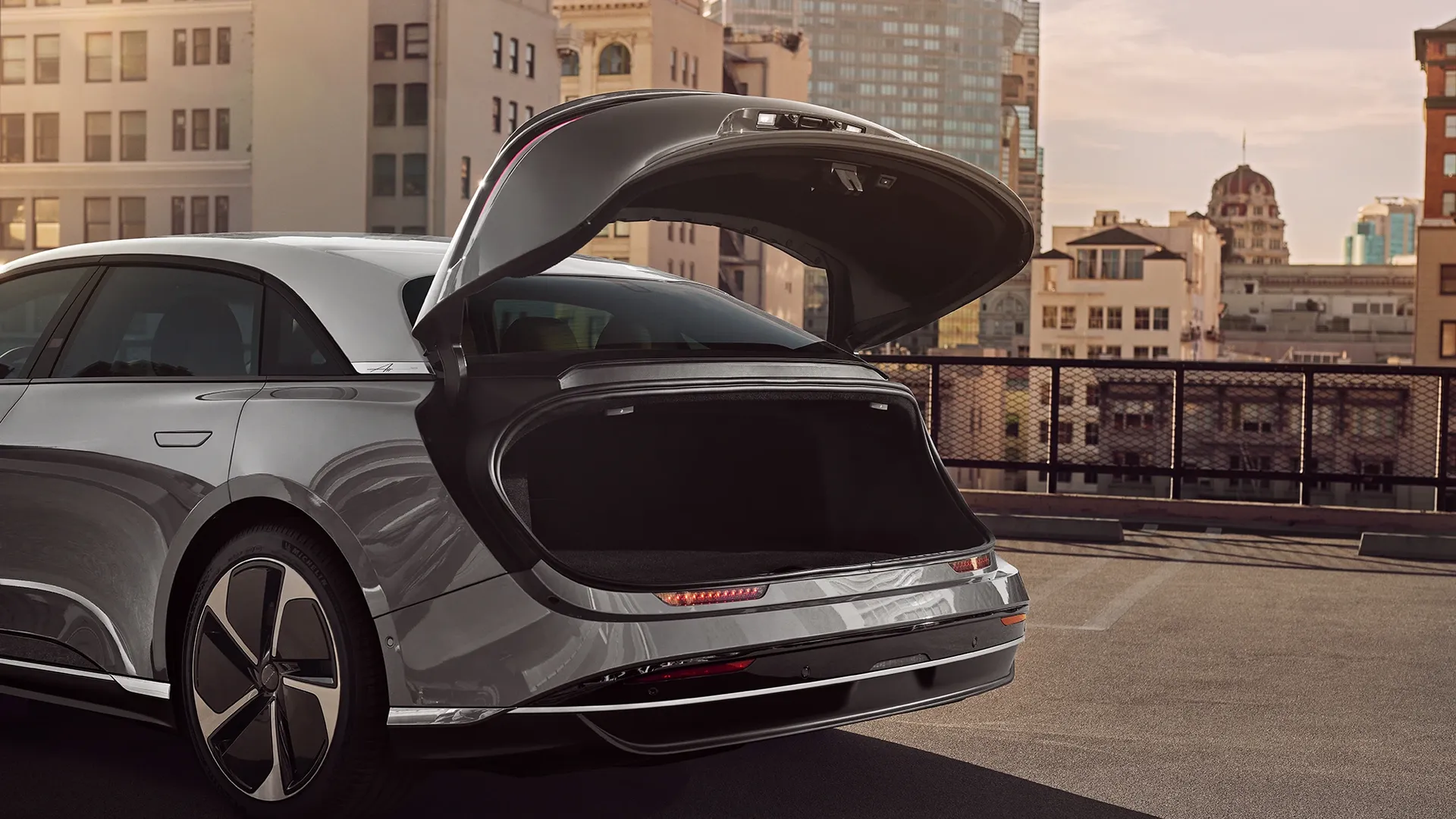 Lucid Air Grand Touring
