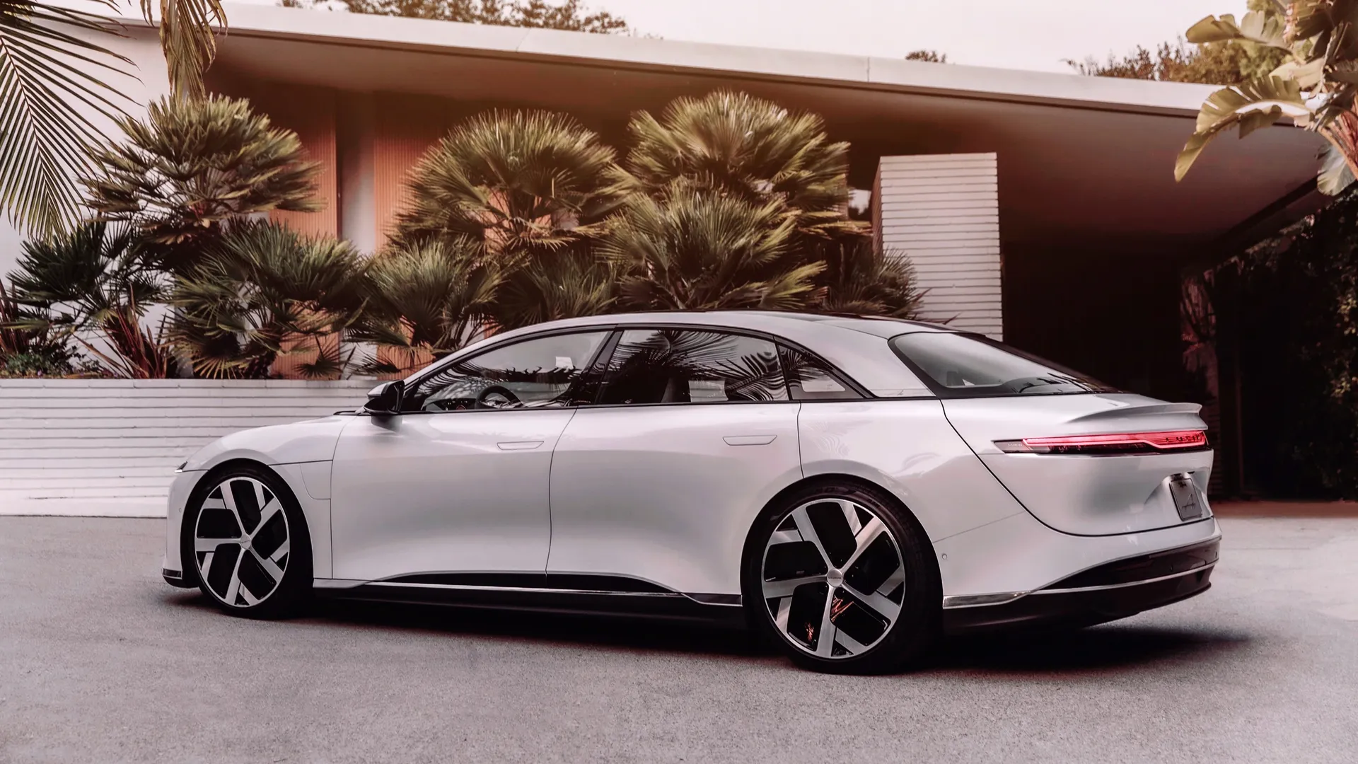 Lucid Air Grand Touring