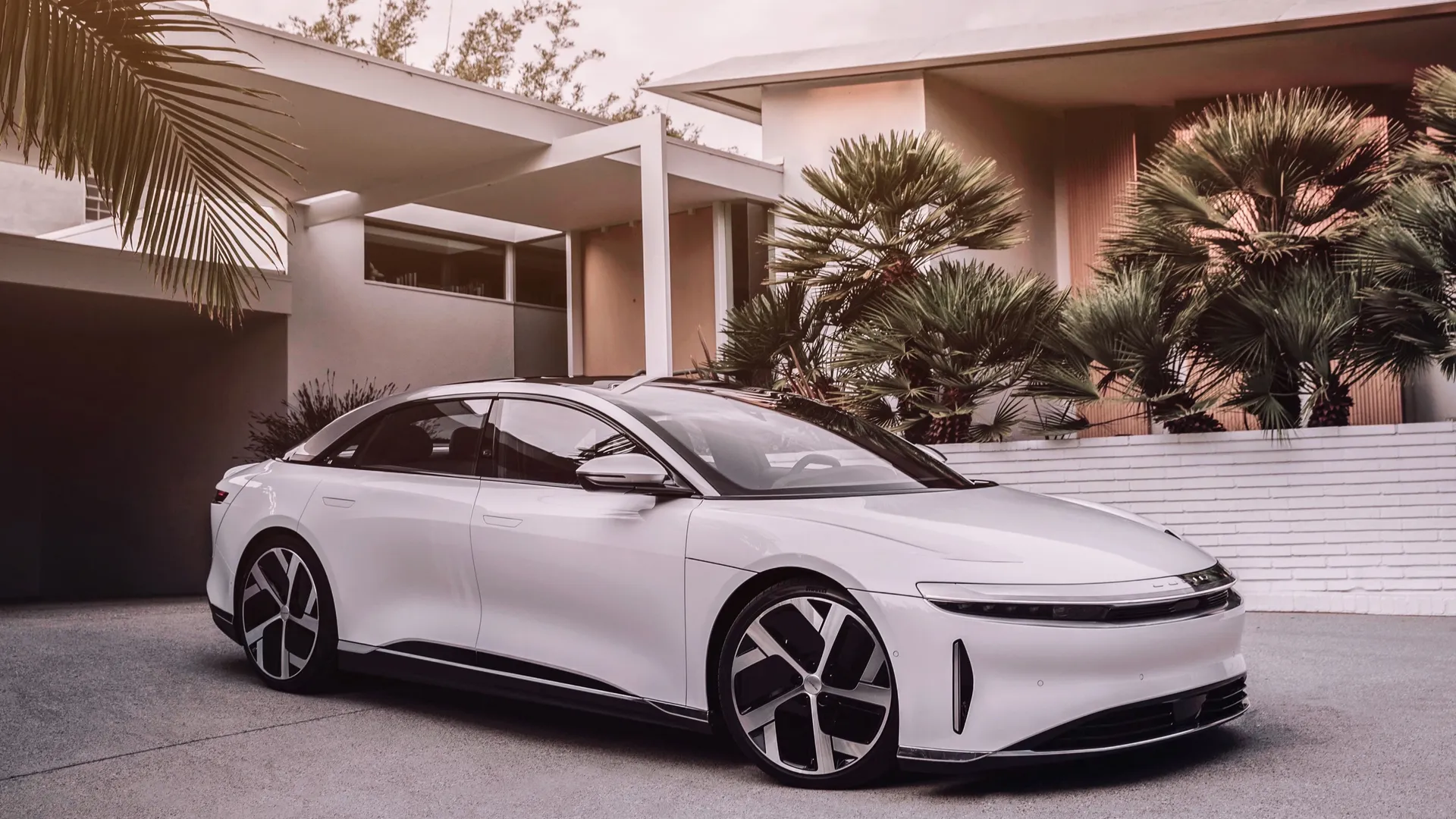 Lucid Air Grand Touring