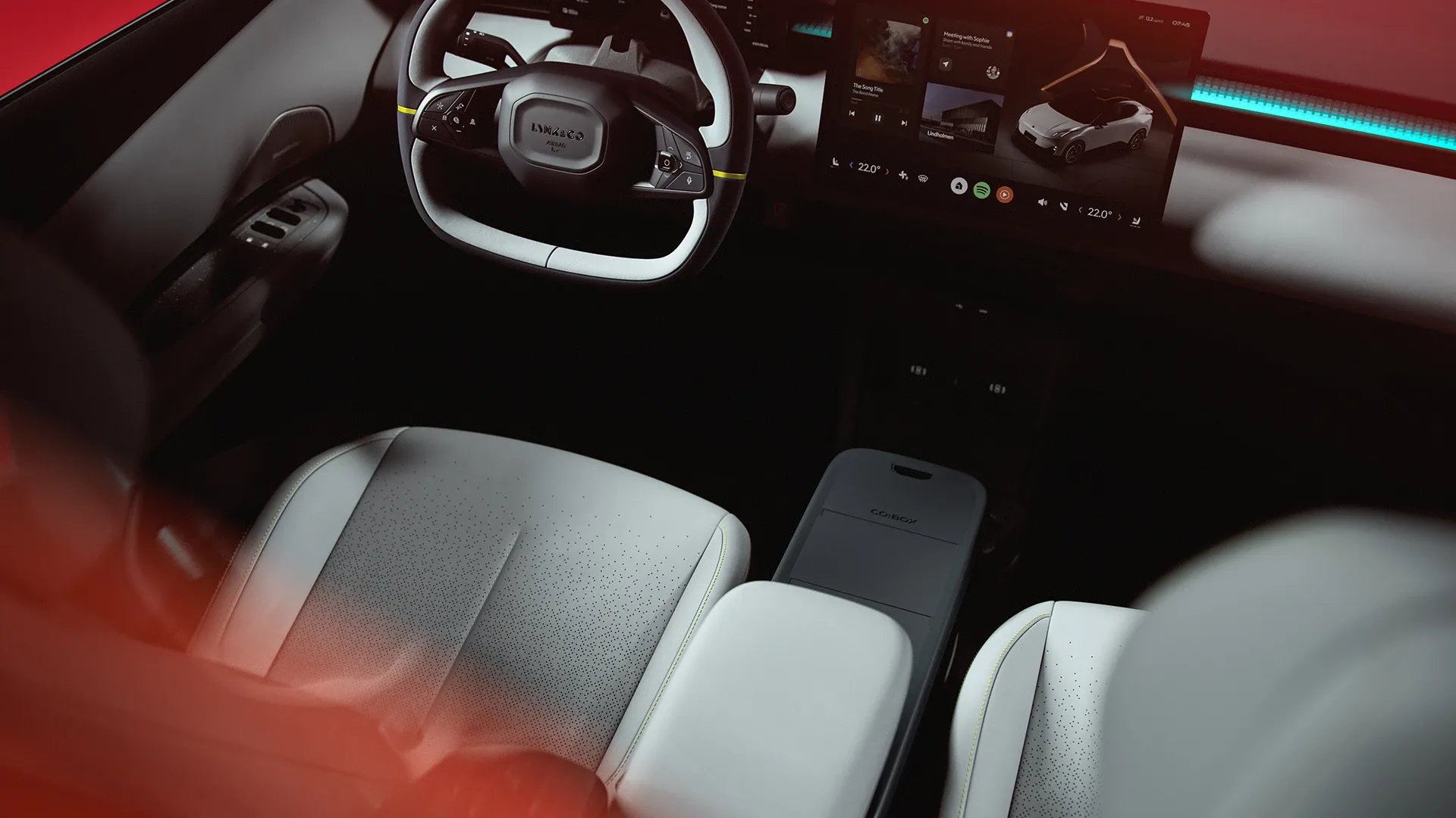 Lynk & Co 02