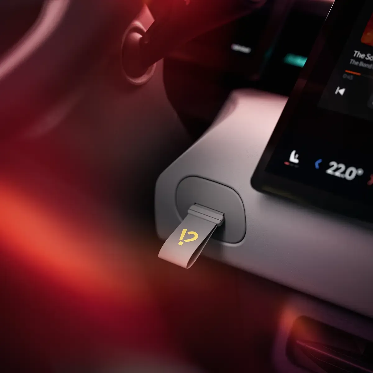 Elettronauti - Lynk & Co 02 66kWh - Nero - Esterno - Vista anteriore a tre quarti