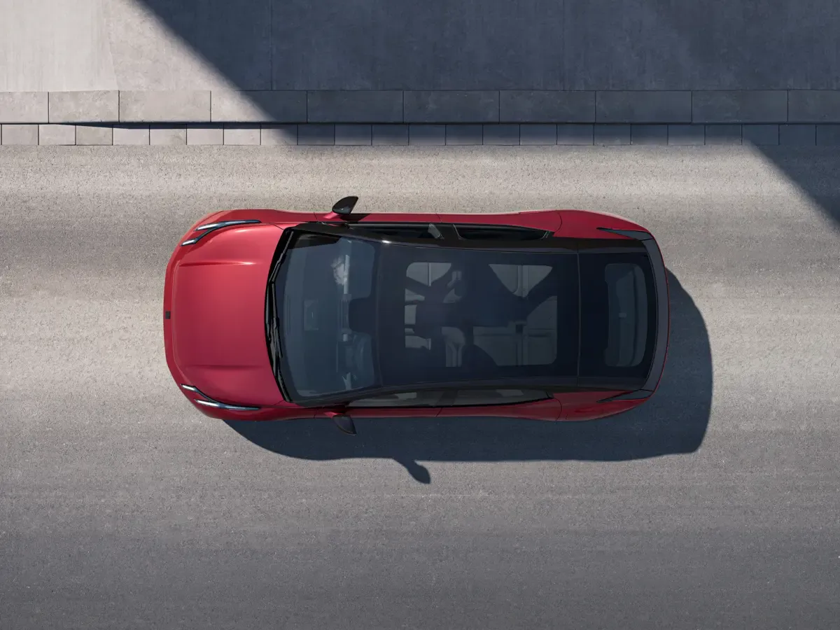 Elettronauti - Lynk & Co 02 66kWh - Grigio - Esterno - Vista anteriore a tre quarti