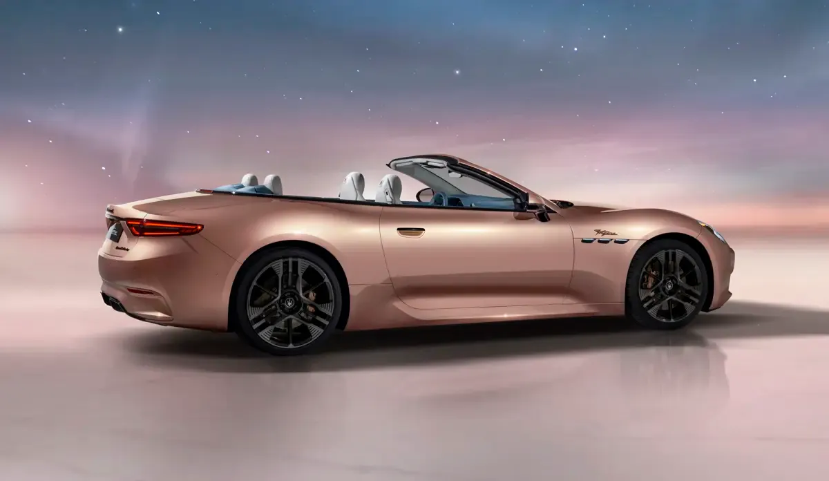 Elettronauti - Maserati GranCabrio Folgore - Copper - Esterno - Vista anteriore a tre quarti