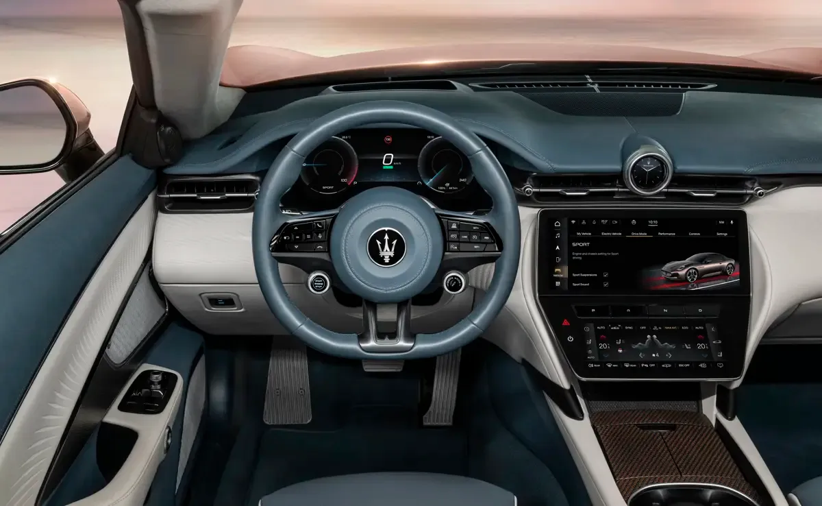 Elettronauti - Maserati GranCabrio Folgore - Copper - Esterno - Vista anteriore a tre quarti