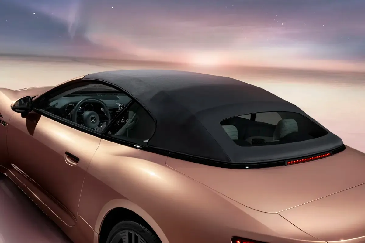 Elettronauti - Maserati GranCabrio Folgore - Copper - Esterno - Vista anteriore a tre quarti