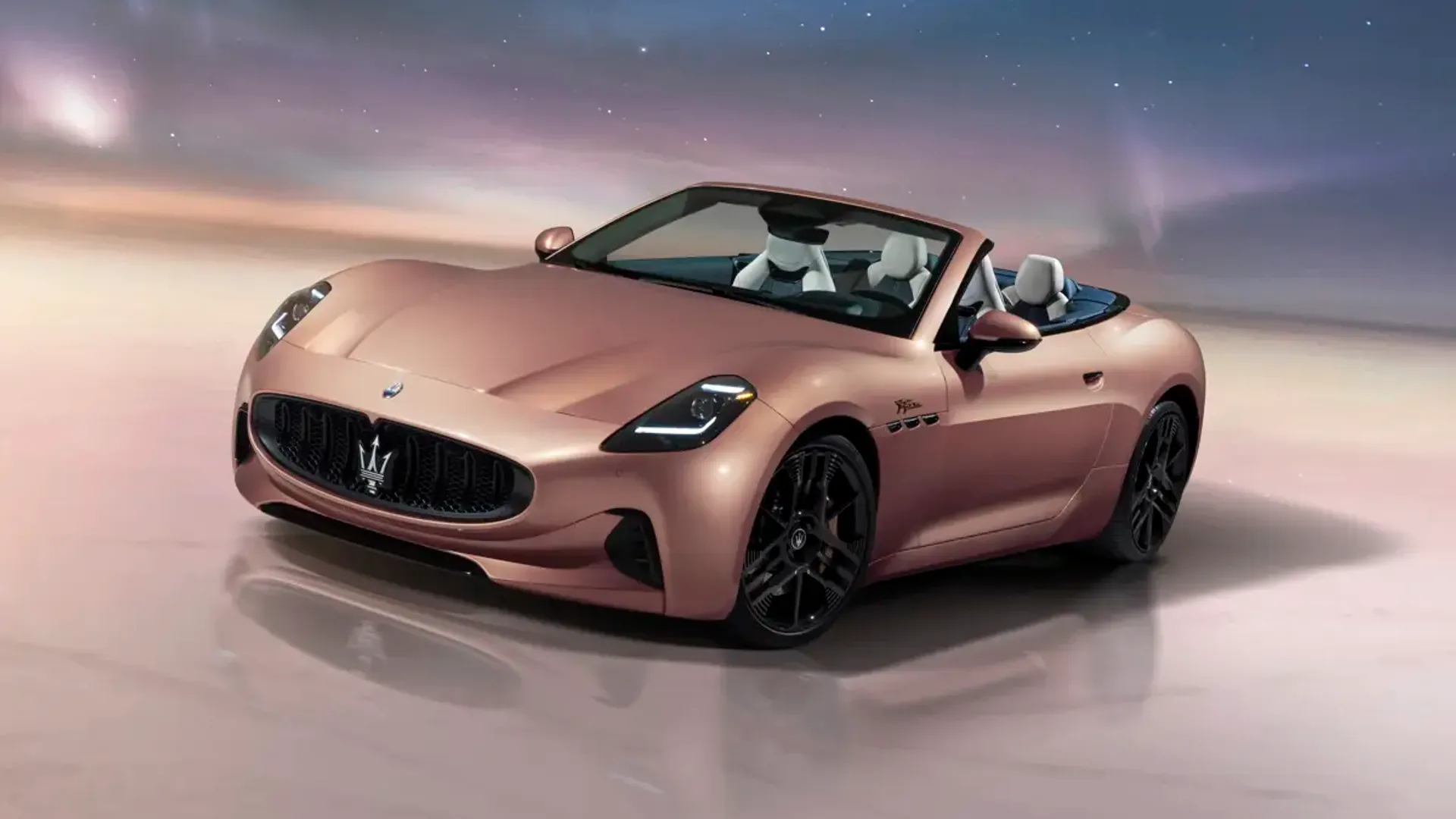 Elettronauti - Maserati GranCabrio Folgore - Rose Gold - Esterno - Vista anteriore a tre quarti
