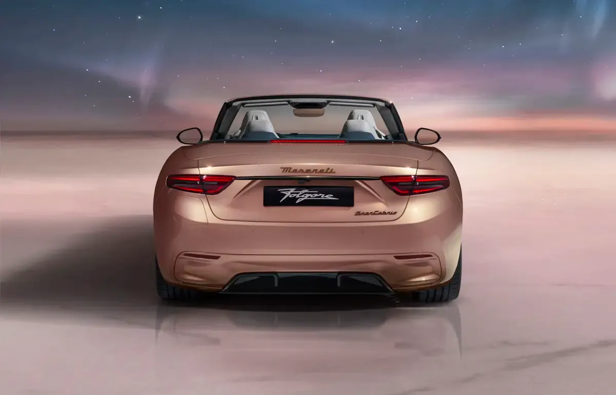 Elettronauti - Maserati GranCabrio Folgore - Rose Gold - Esterno - Vista anteriore a tre quarti