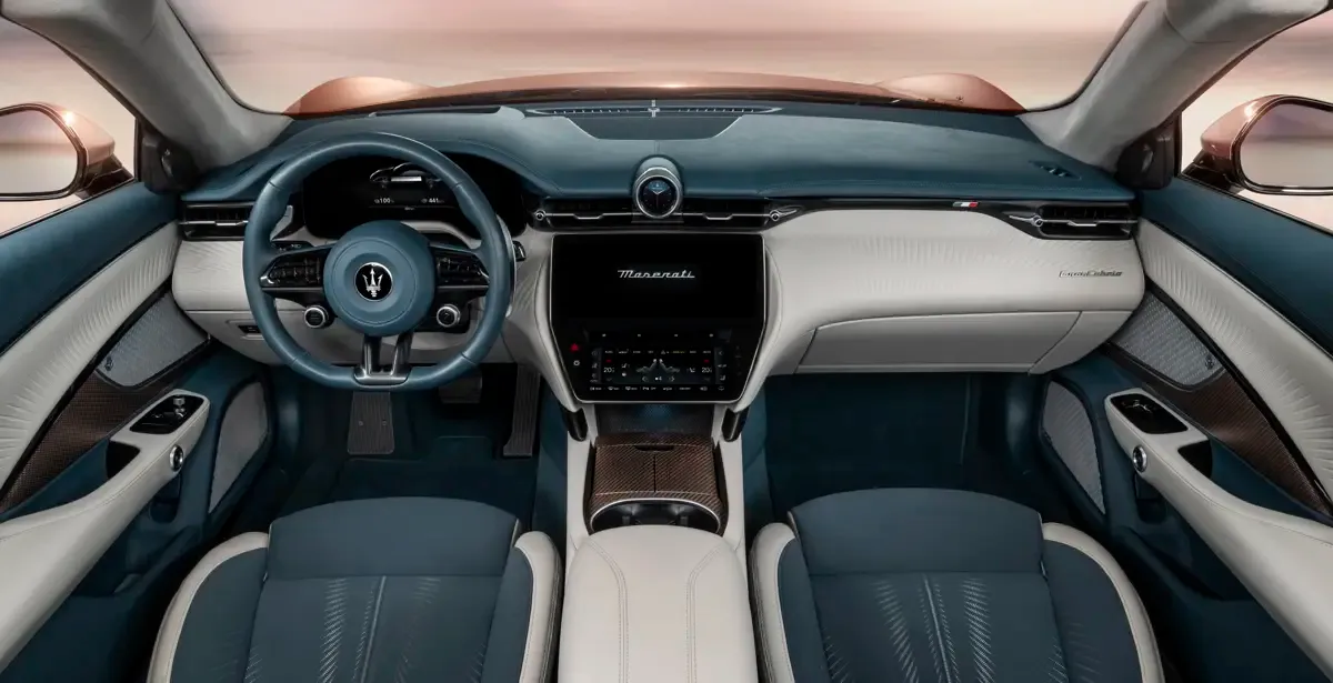 Elettronauti - Maserati GranCabrio Folgore - Bianco - Interni - Vista della plancia