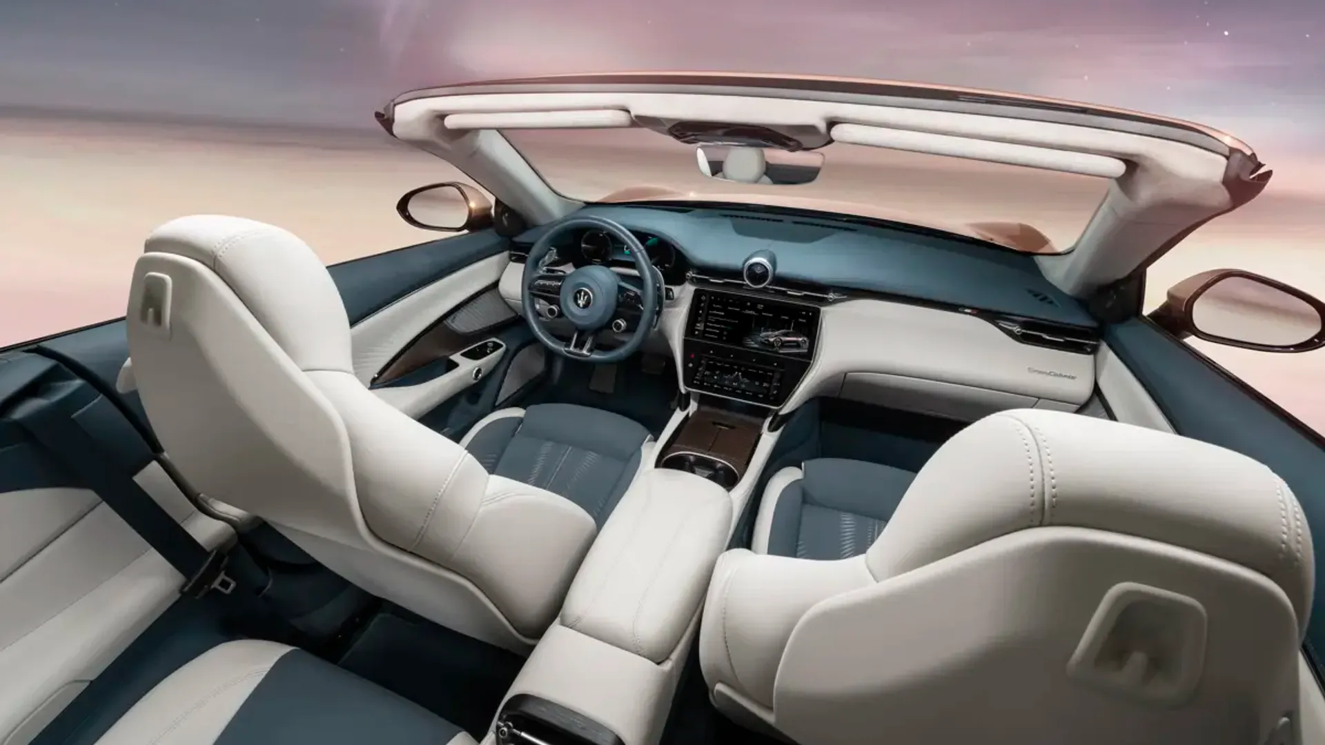 Elettronauti - Maserati GranCabrio Folgore - Bianco - Interni - Vista della plancia
