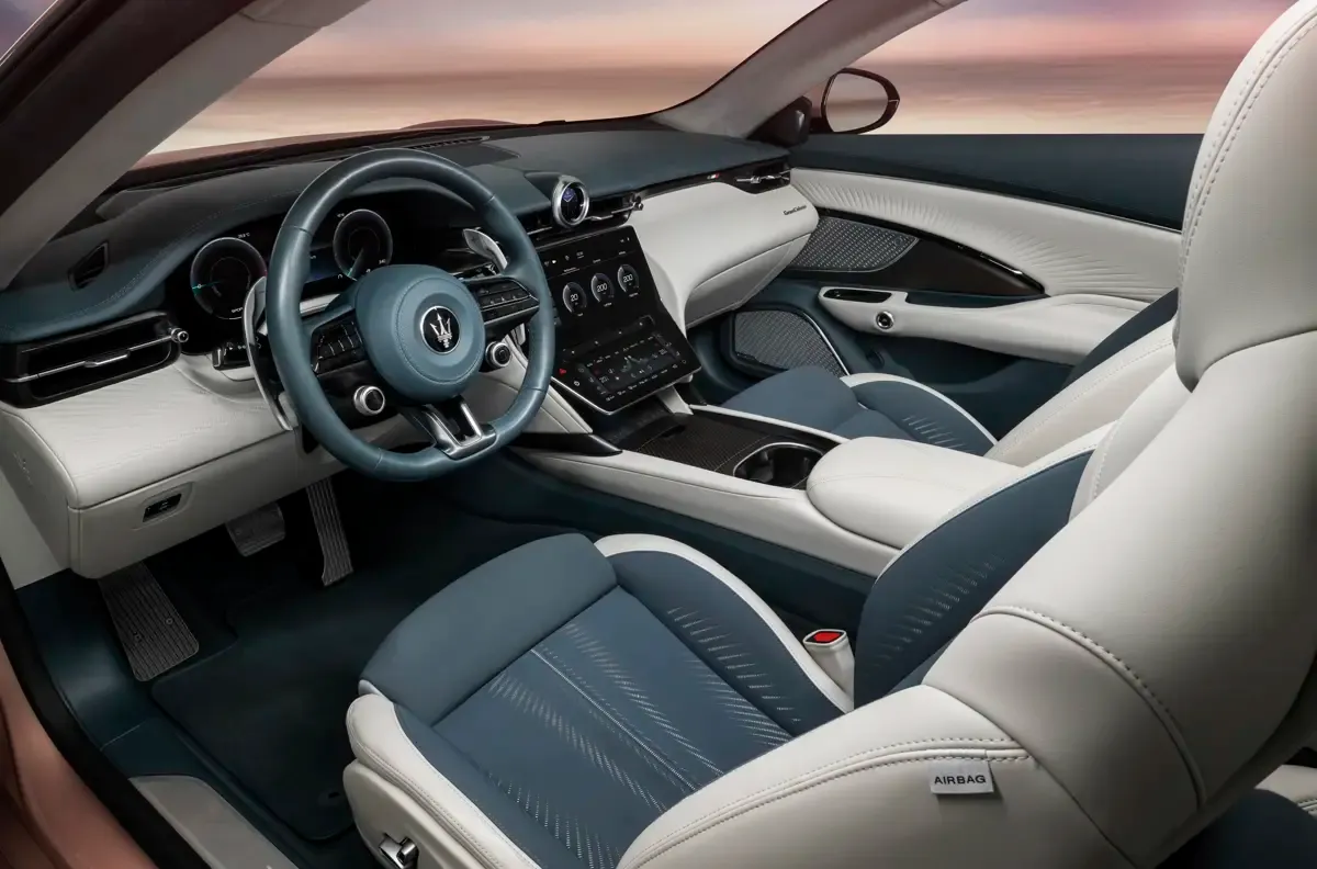 Elettronauti - Maserati GranCabrio Folgore - White And Blue - Interni - Sedili anteriori