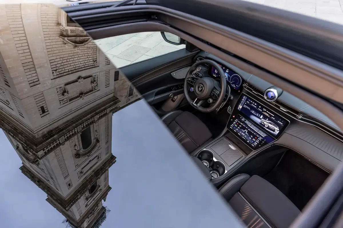 Elettronauti - Maserati Grecale Folgore - Copper - Esterno - Vista dall'alto