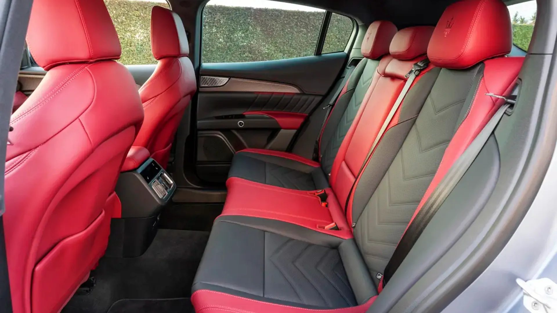 Elettronauti - Maserati Grecale Folgore - Nero - Sedili - Sedili posteriori