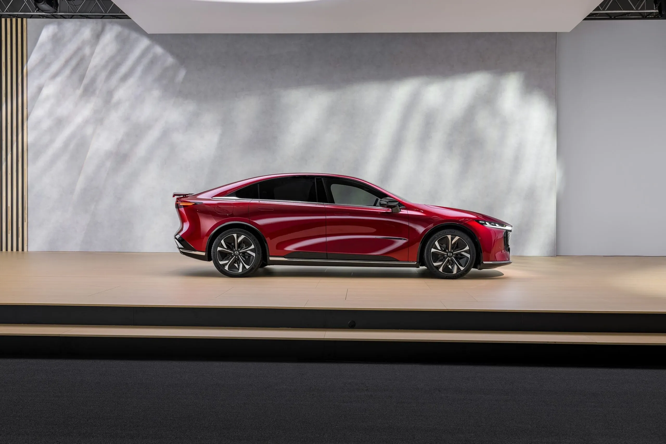 Mazda 6e
