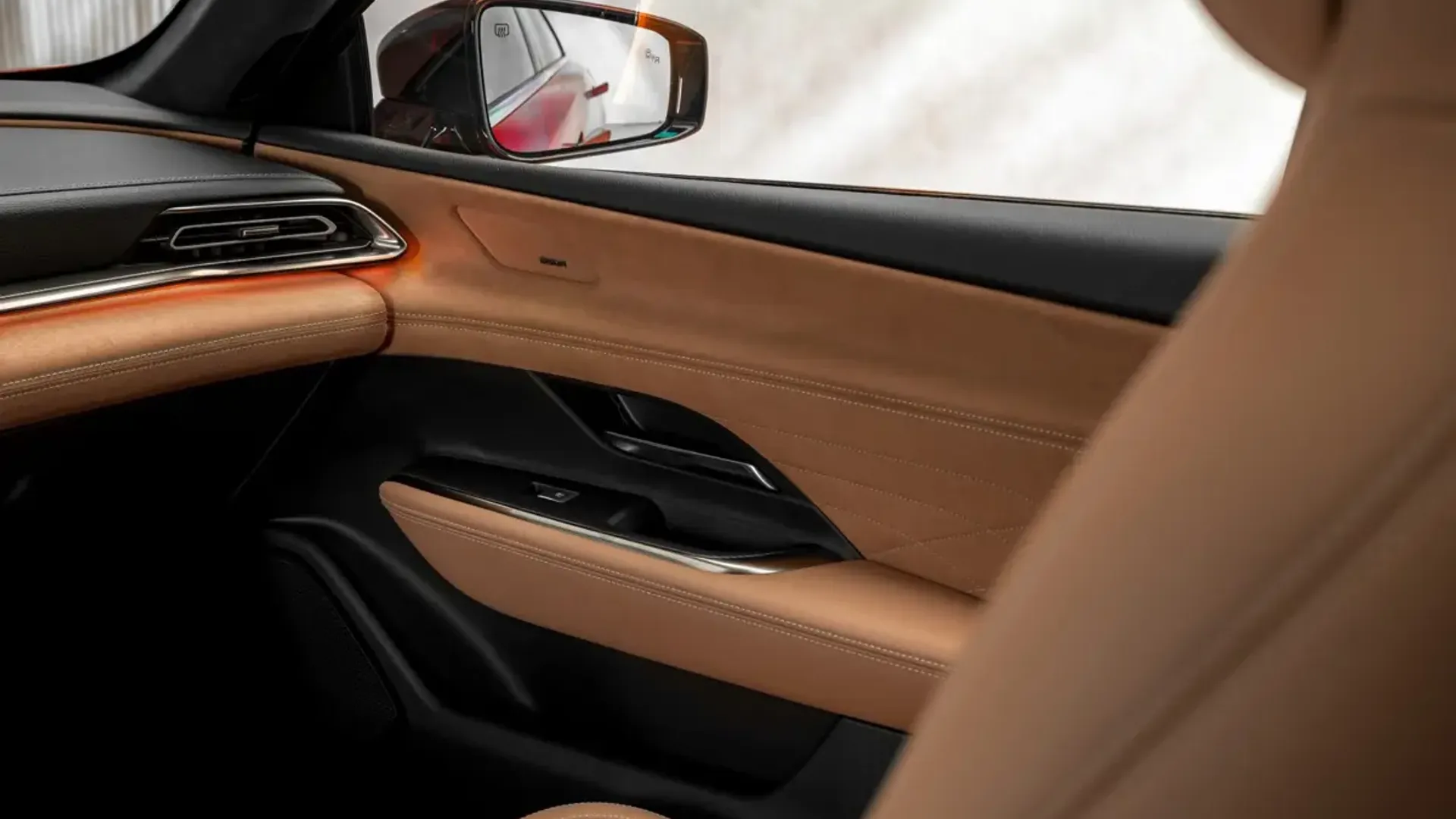 Elettronauti - Mazda 6e Long Range RWD - Bianco - Esterno - Vista anteriore a tre quarti