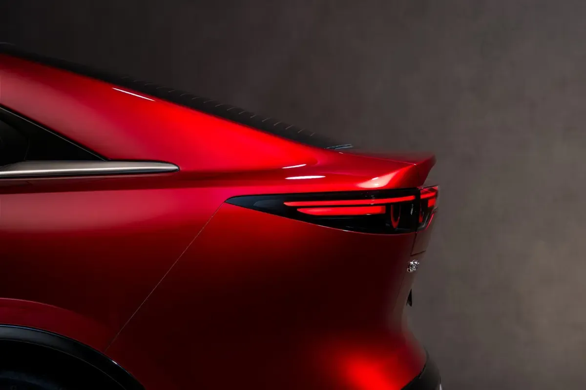 Elettronauti - Mazda 6e Long Range RWD - Bianco - Esterno - Vista posteriore