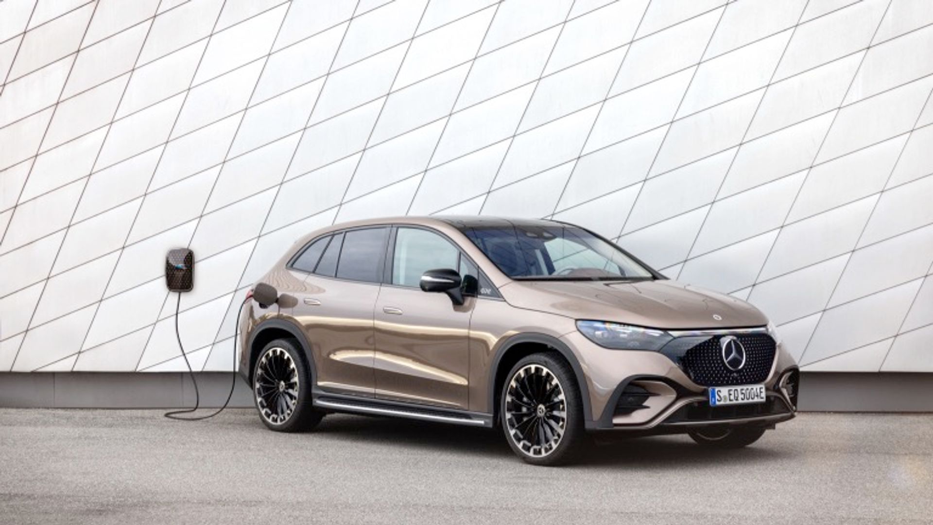 Mercedes-Benz EQE SUV 300 (MY25)