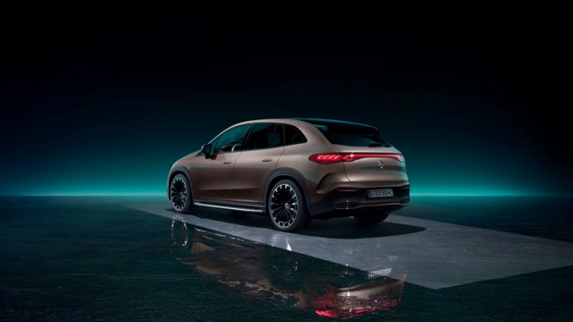 Mercedes-Benz EQE SUV 300 (MY25)