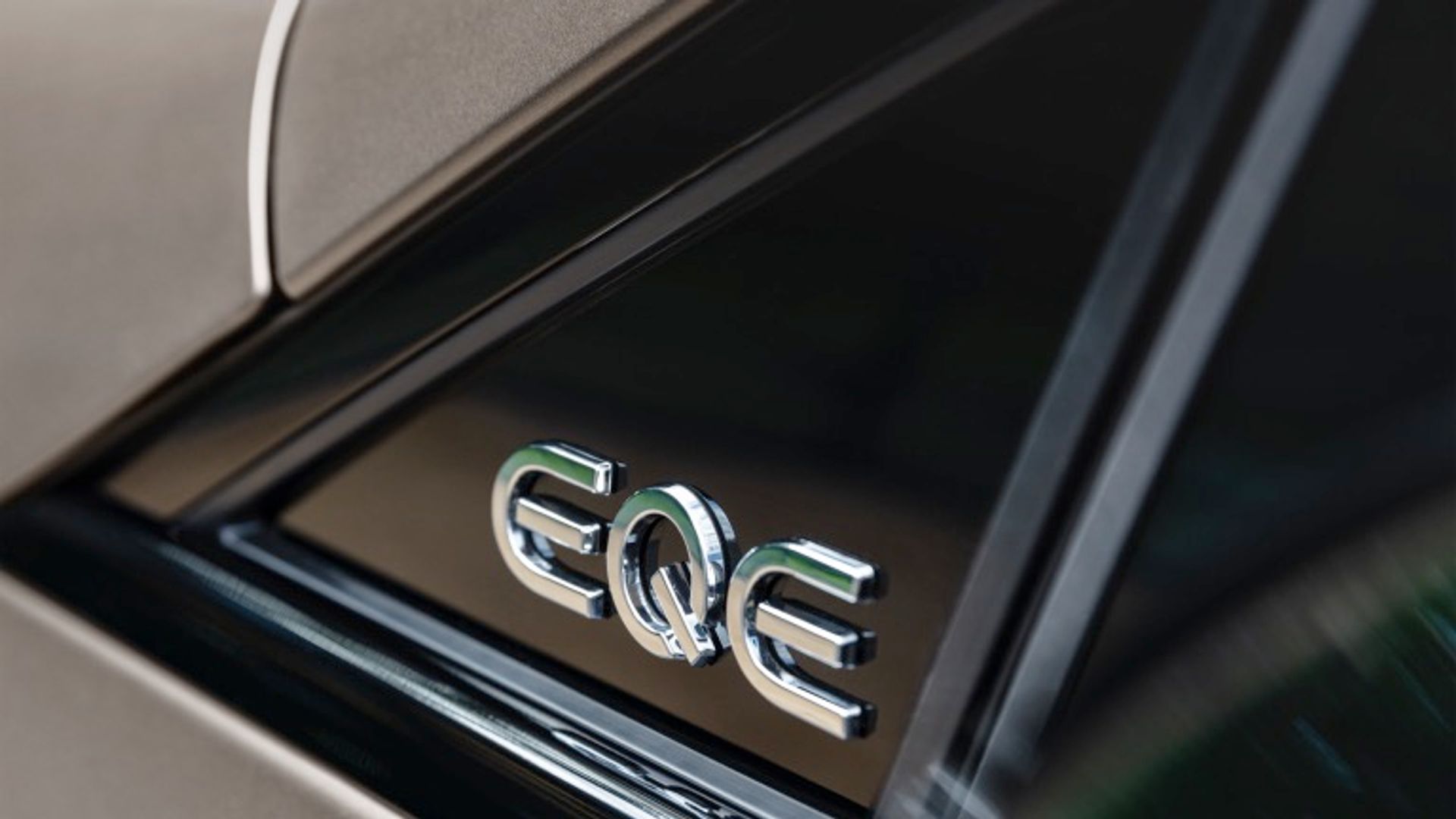 Mercedes-Benz EQE SUV 300 (MY25)