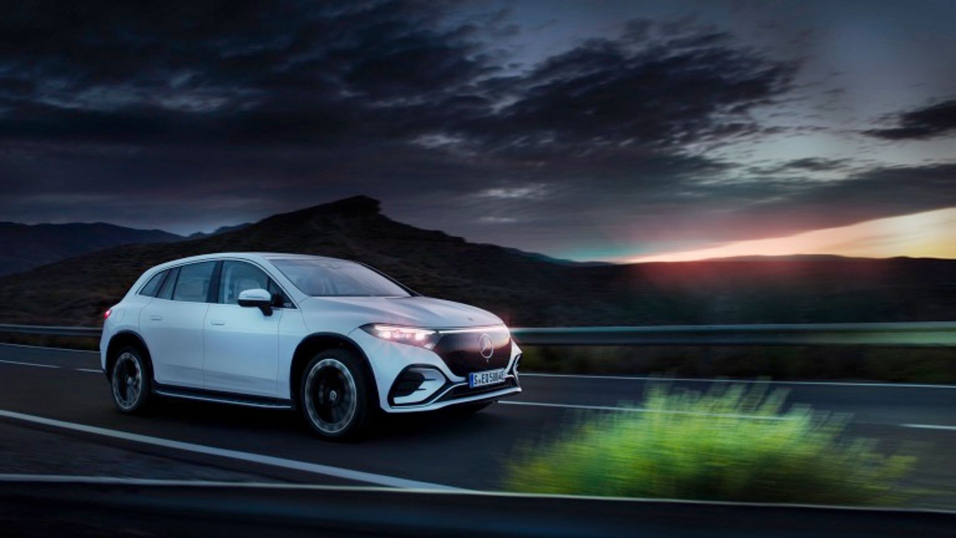 Mercedes-Benz EQS SUV 450 4MATIC