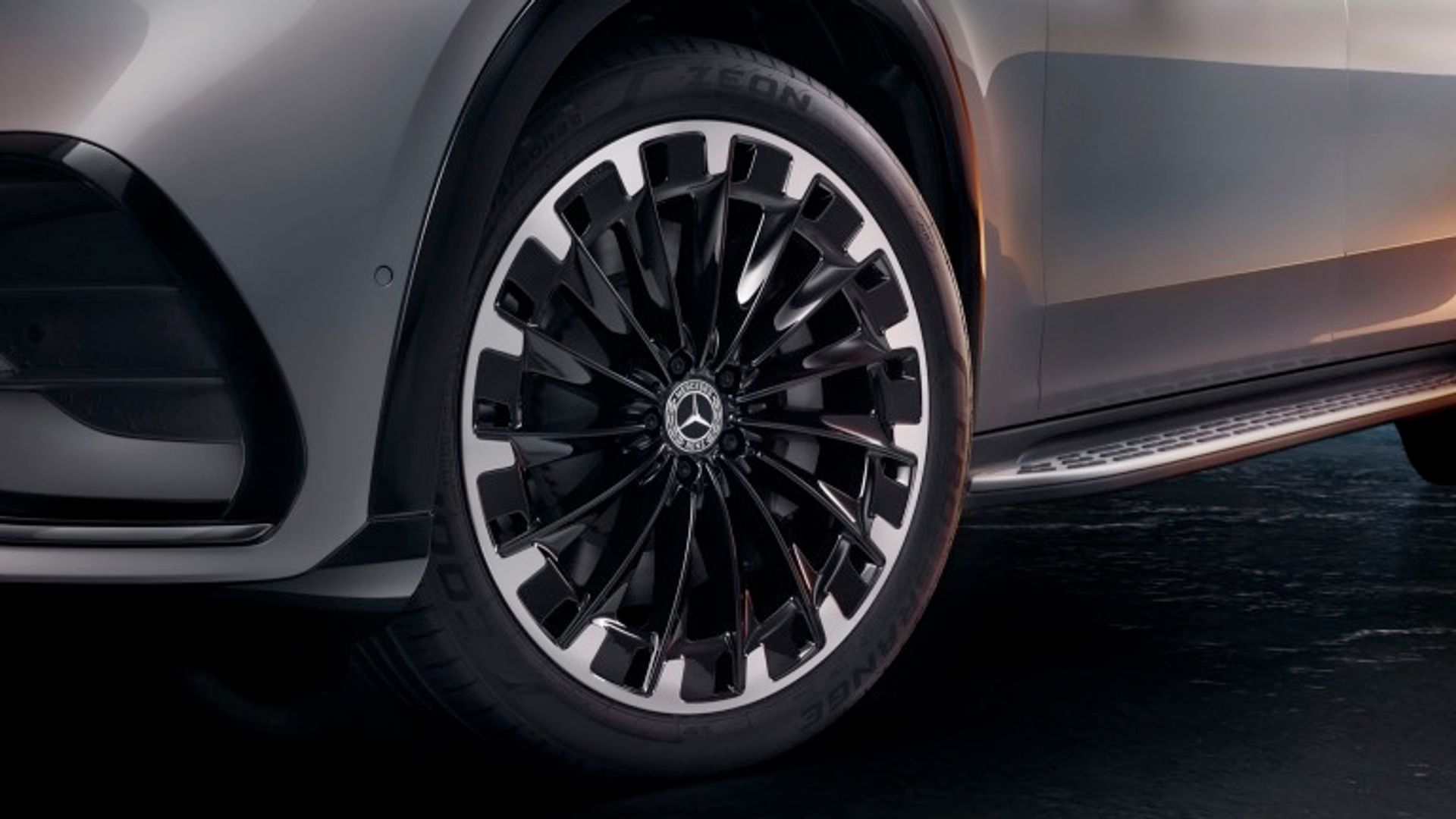 Mercedes-Benz EQS SUV 450 4MATIC