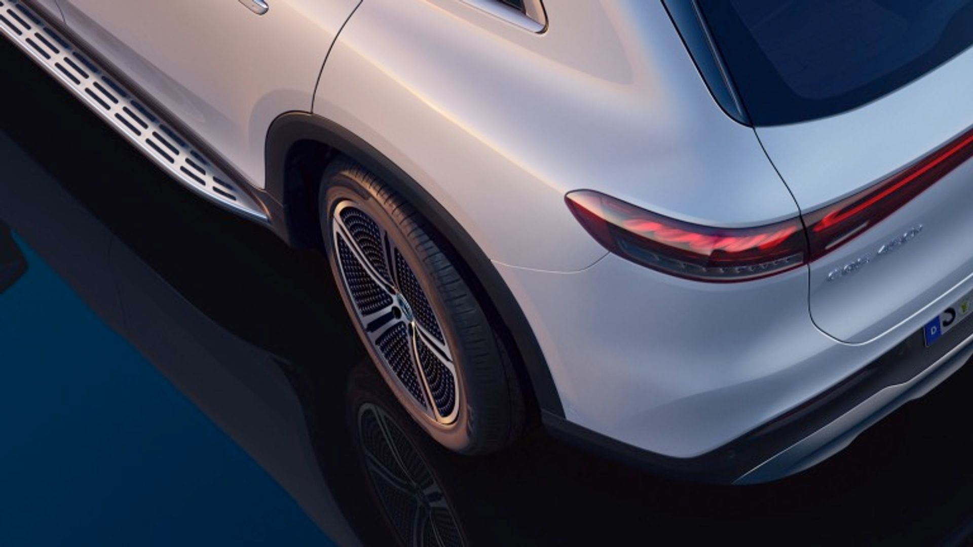 Mercedes-Benz EQS SUV 450 4MATIC