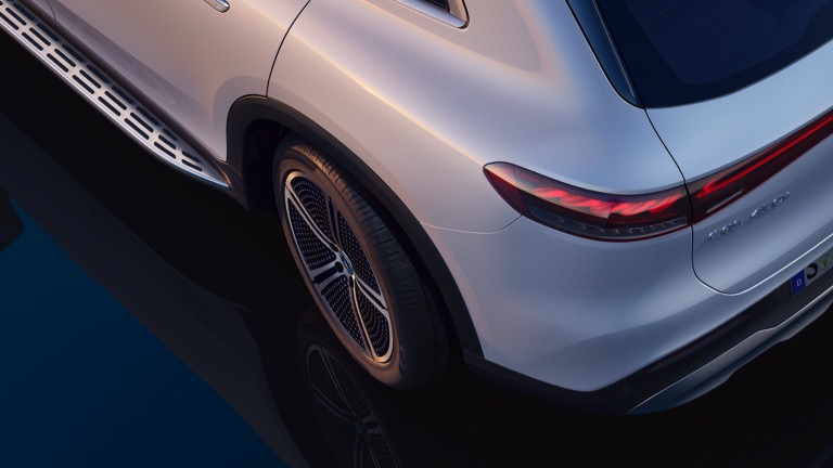 Mercedes-Benz EQS SUV 450 4MATIC