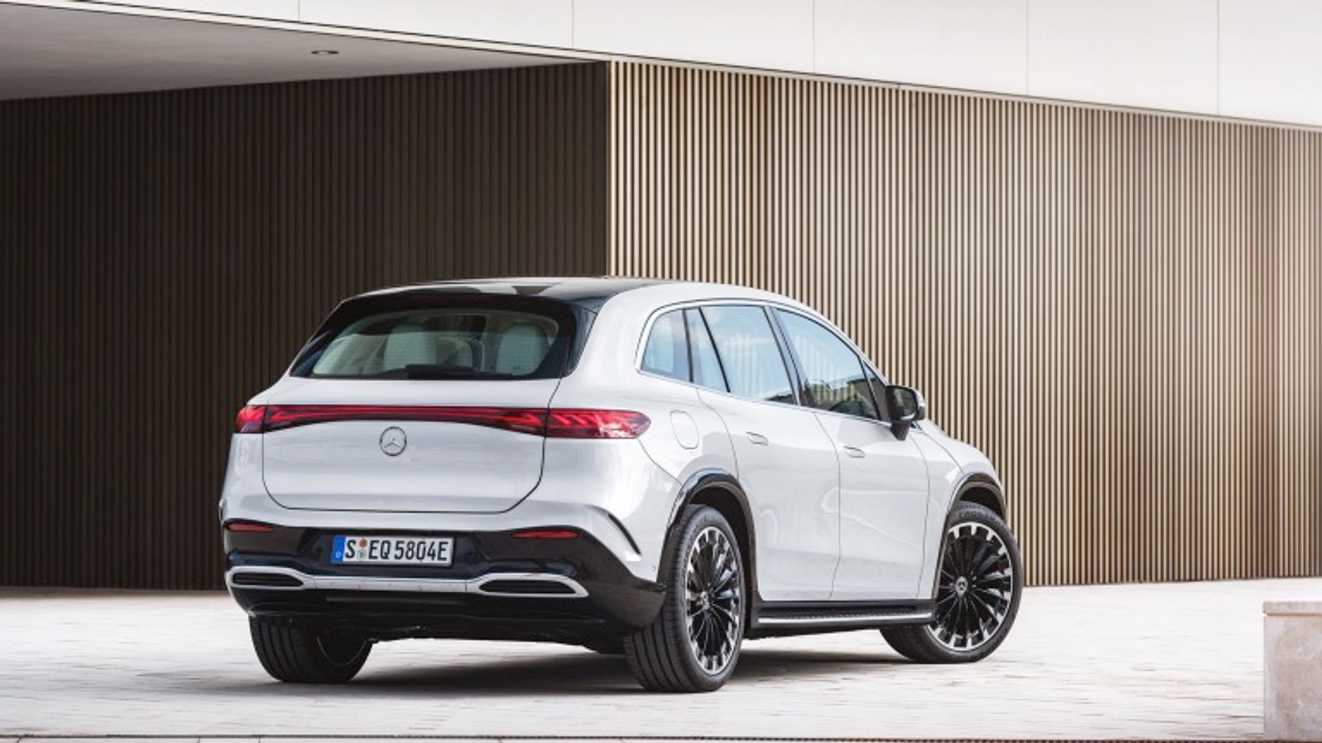 Mercedes-Benz EQS SUV 450 4MATIC