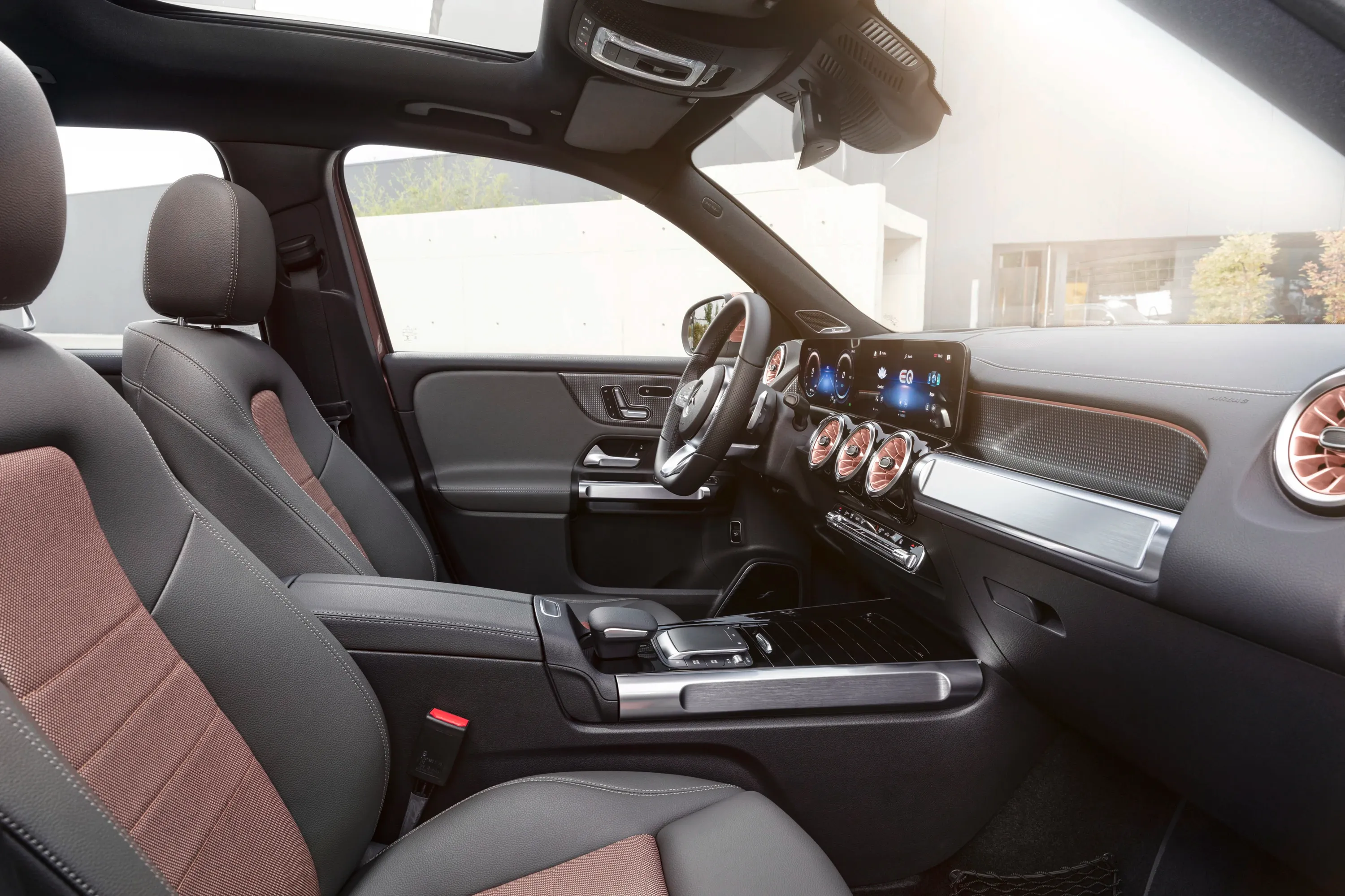 Mercedes-EQ EQB 250
