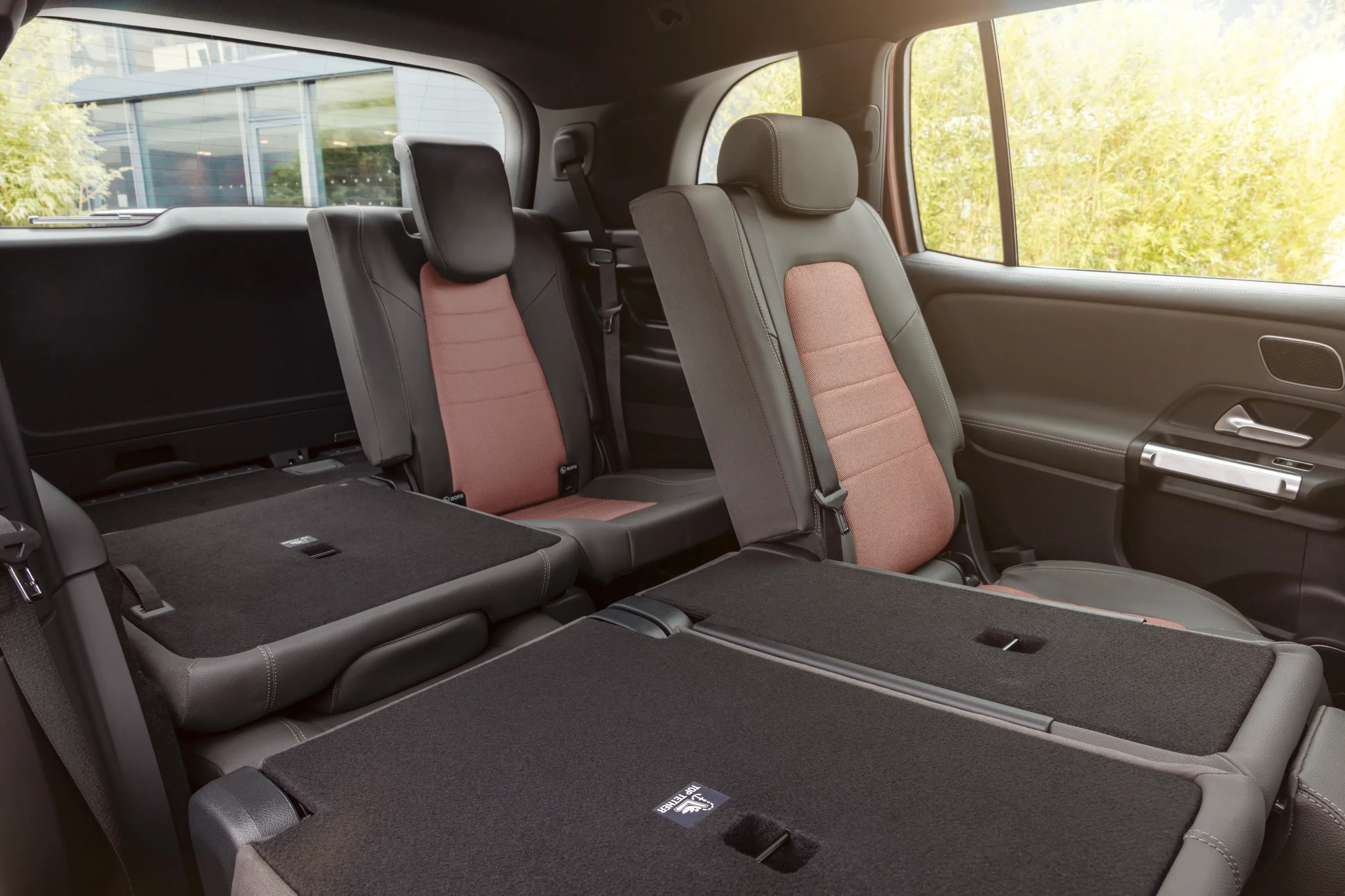 Mercedes-EQ EQB 250