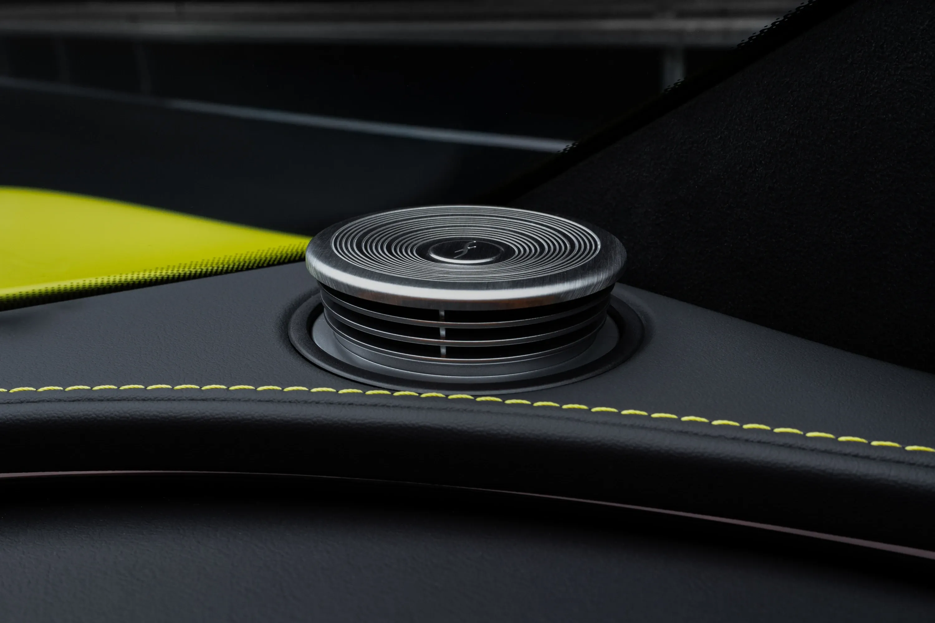 Elettronauti - Mercedes AMG GT