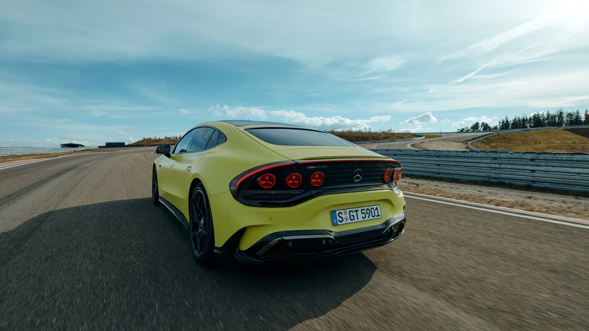 Elettronauti - Mercedes AMG GT