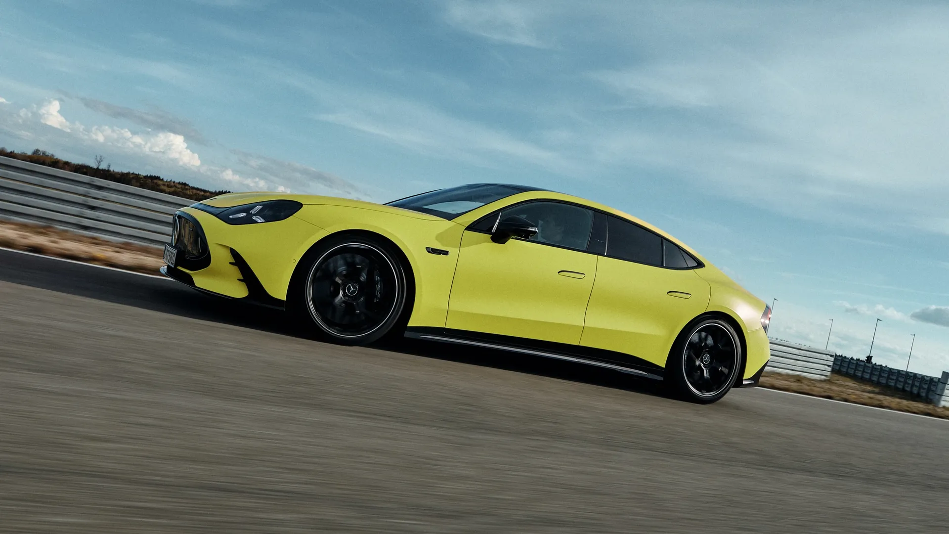 Elettronauti - Mercedes AMG GT