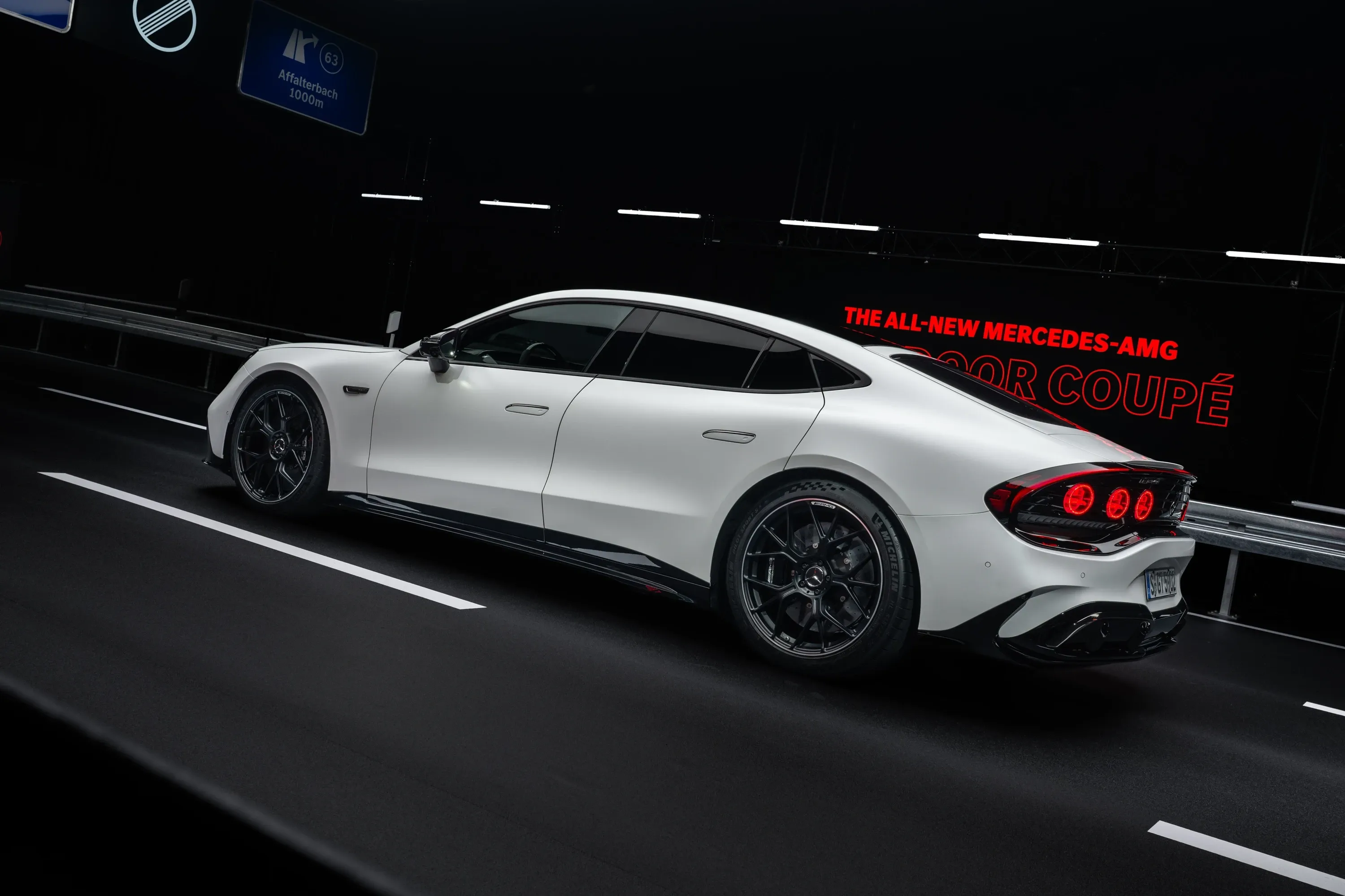 Elettronauti - Mercedes AMG GT