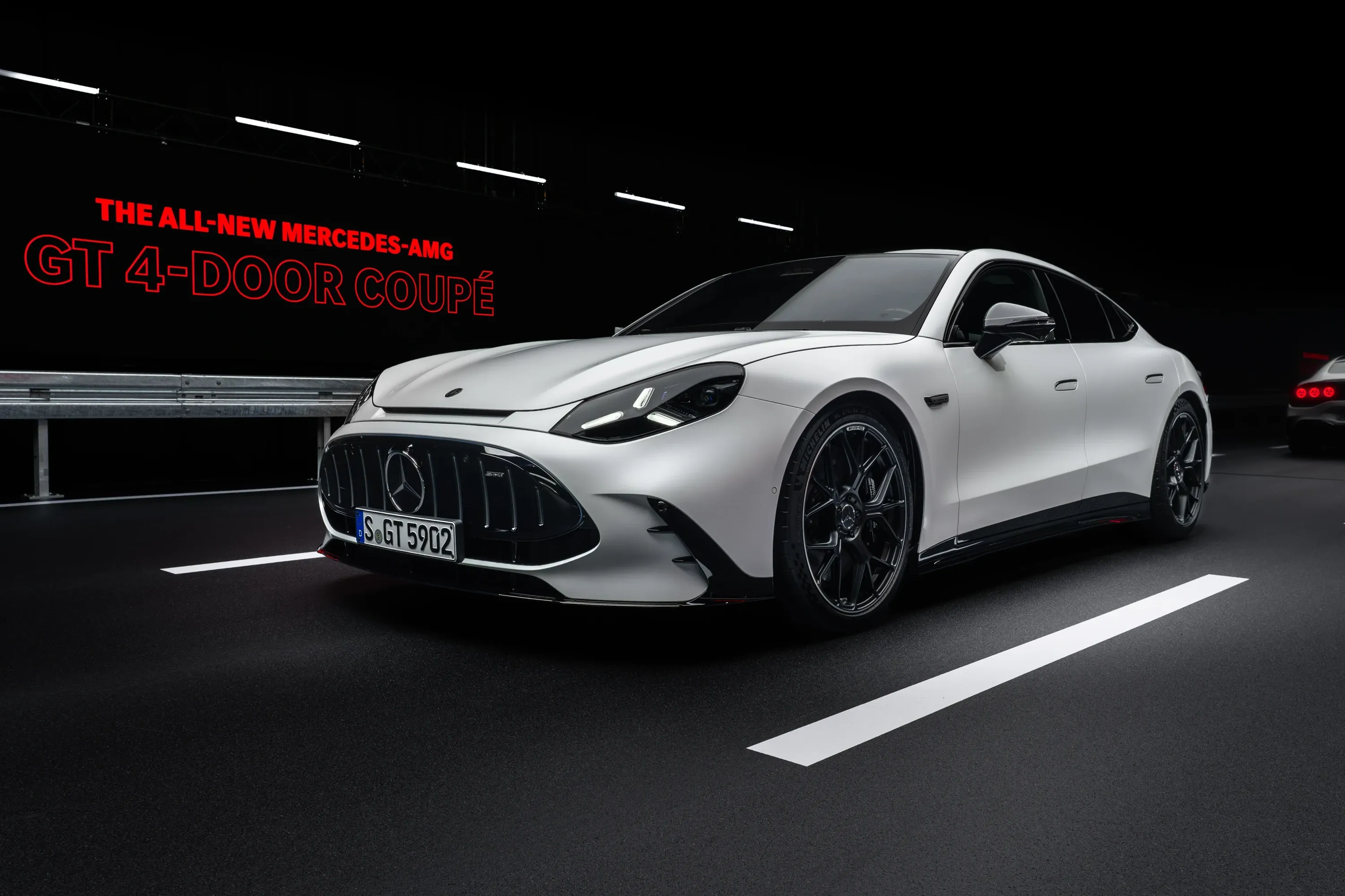 Elettronauti - Mercedes AMG GT