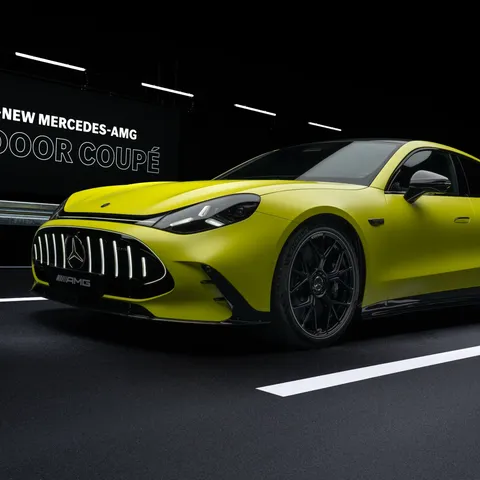Elettronauti - Mercedes AMG GT