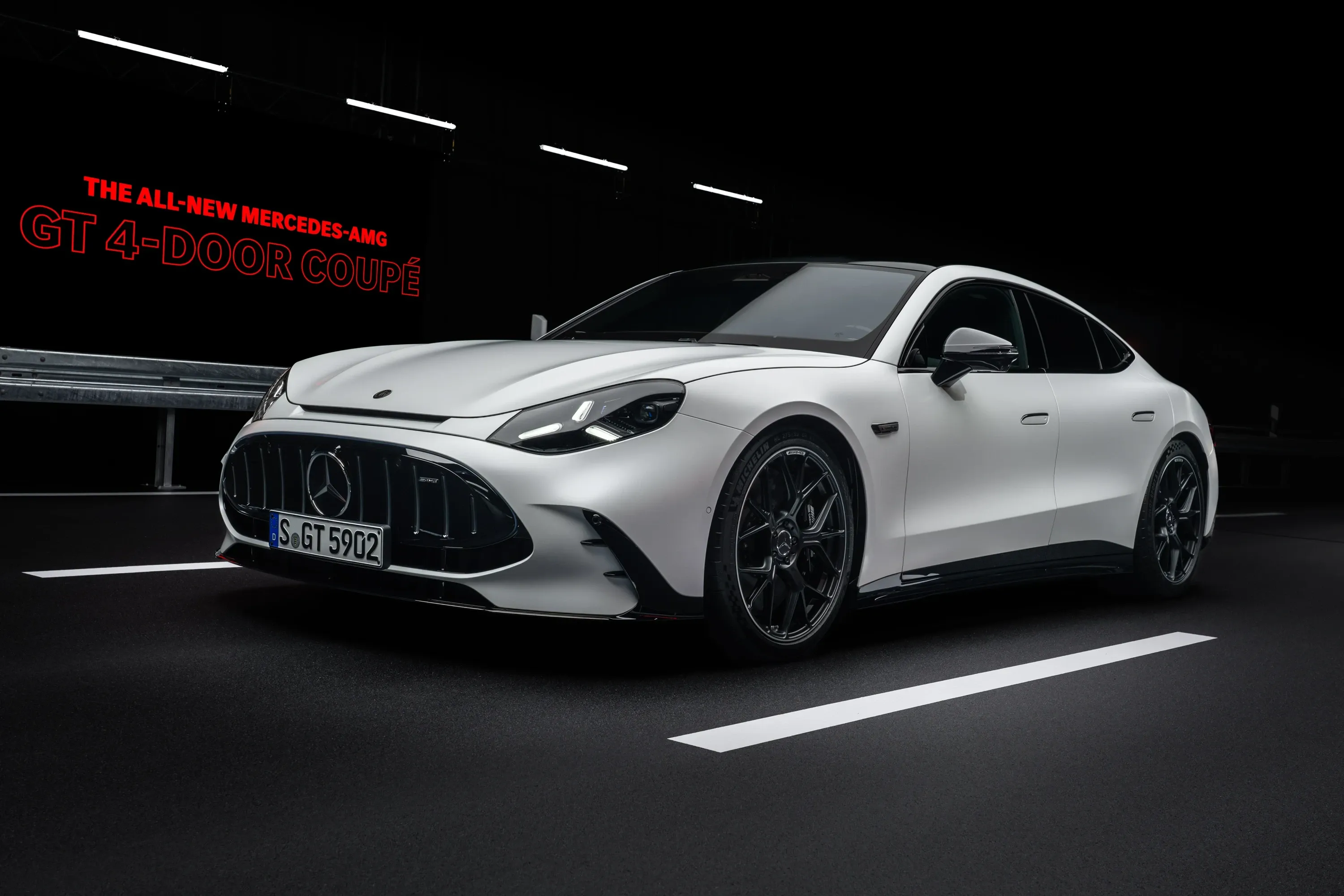 Elettronauti - Mercedes AMG GT