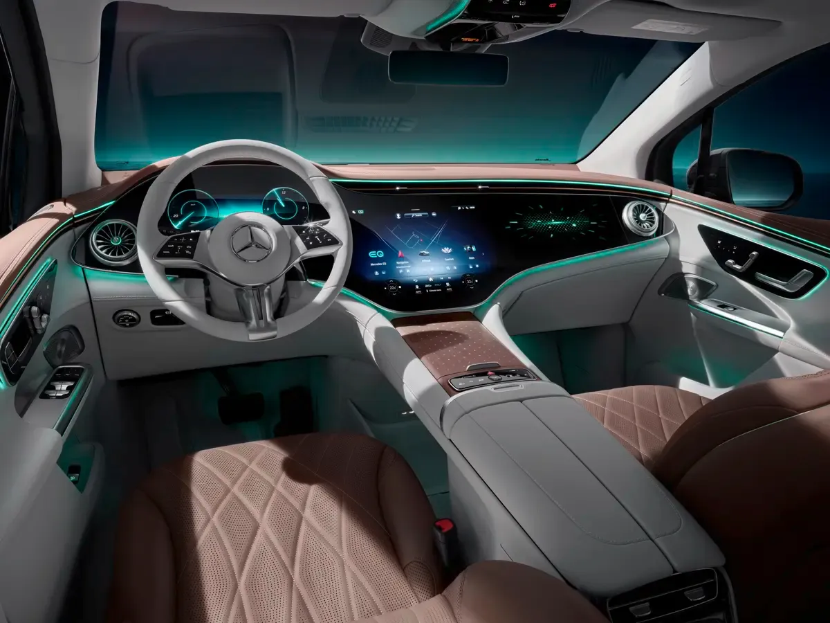 Elettronauti - Mercedes-Benz EQE SUV 350 4MATIC - Interni - Vista della plancia
