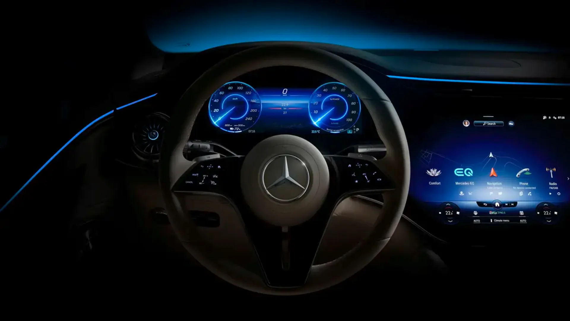 Elettronauti - Mercedes-Benz EQS SUV 450 4MATIC - Plancia - Vista della plancia