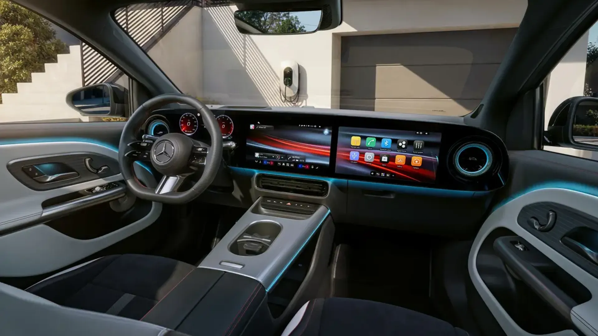 Elettronauti - Mercedes-Benz GLA 200 - Plancia - Vista della plancia
