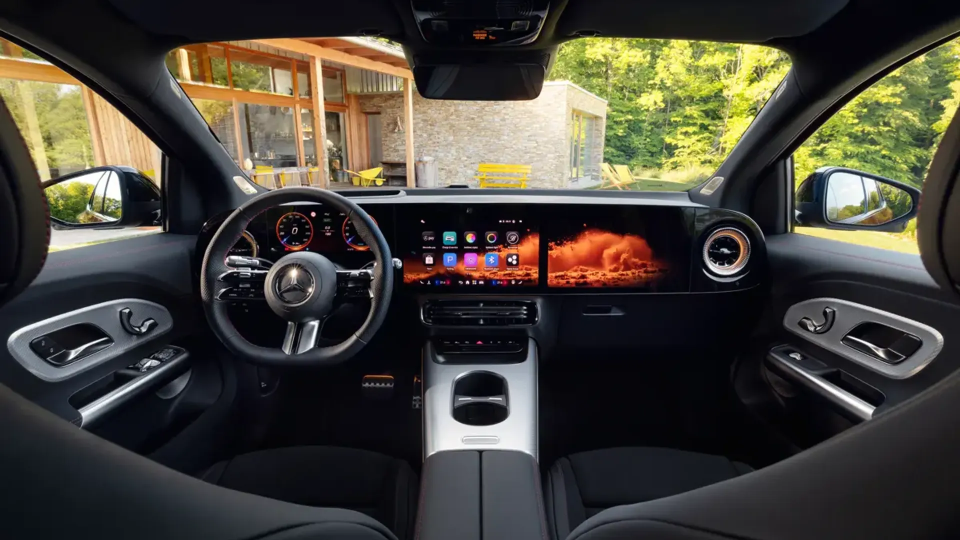 Elettronauti - Mercedes-Benz GLA 200 - Plancia - Vista della plancia
