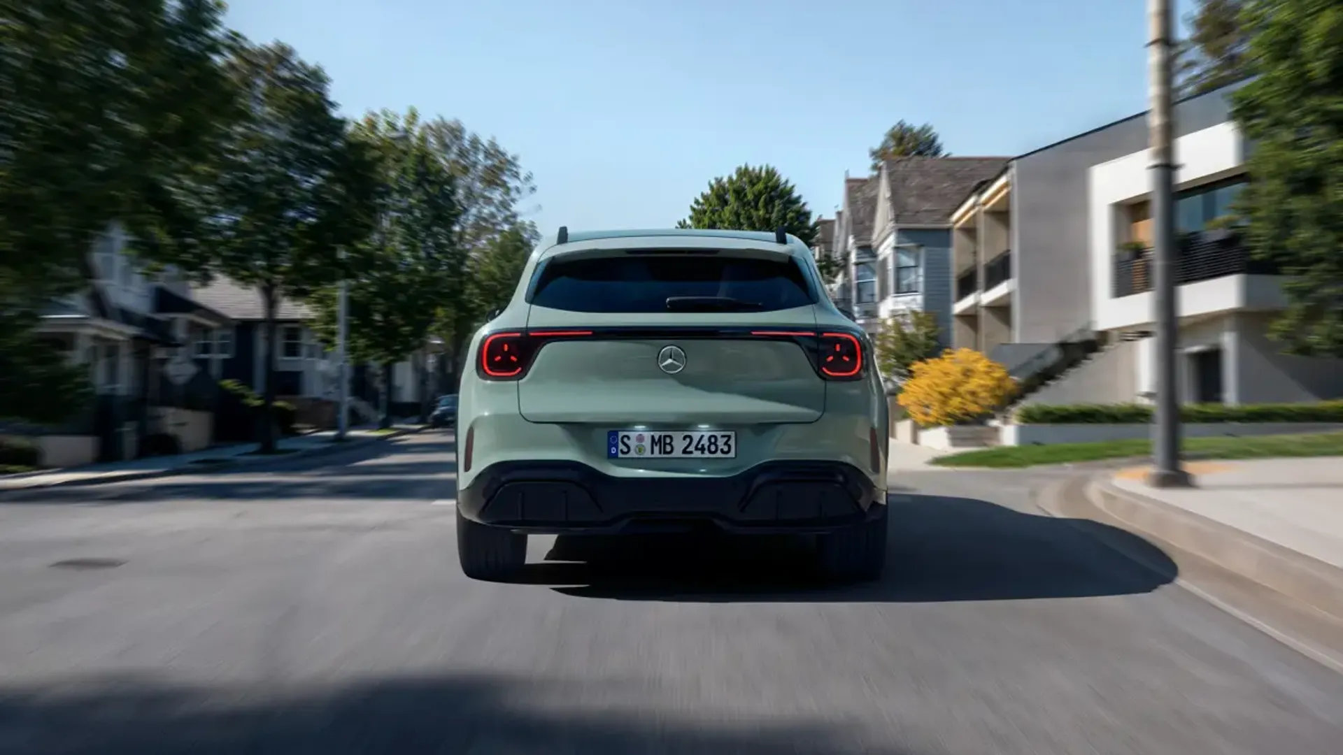 Elettronauti - Mercedes-Benz GLA 200 - Bianco - Esterno - Vista anteriore a tre quarti