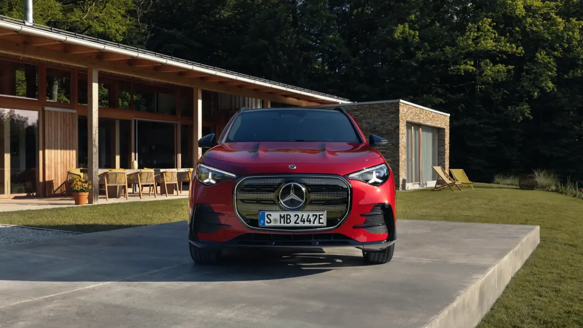 Elettronauti - Mercedes-Benz GLA 200 - Bianco - Esterno - Vista anteriore a tre quarti