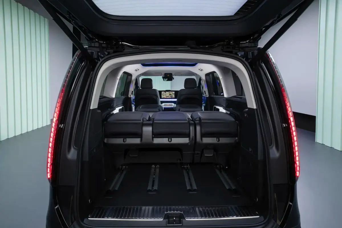 Elettronauti - Mercedes-Benz VLE 300 - Vano di carico - Bagagliaio
