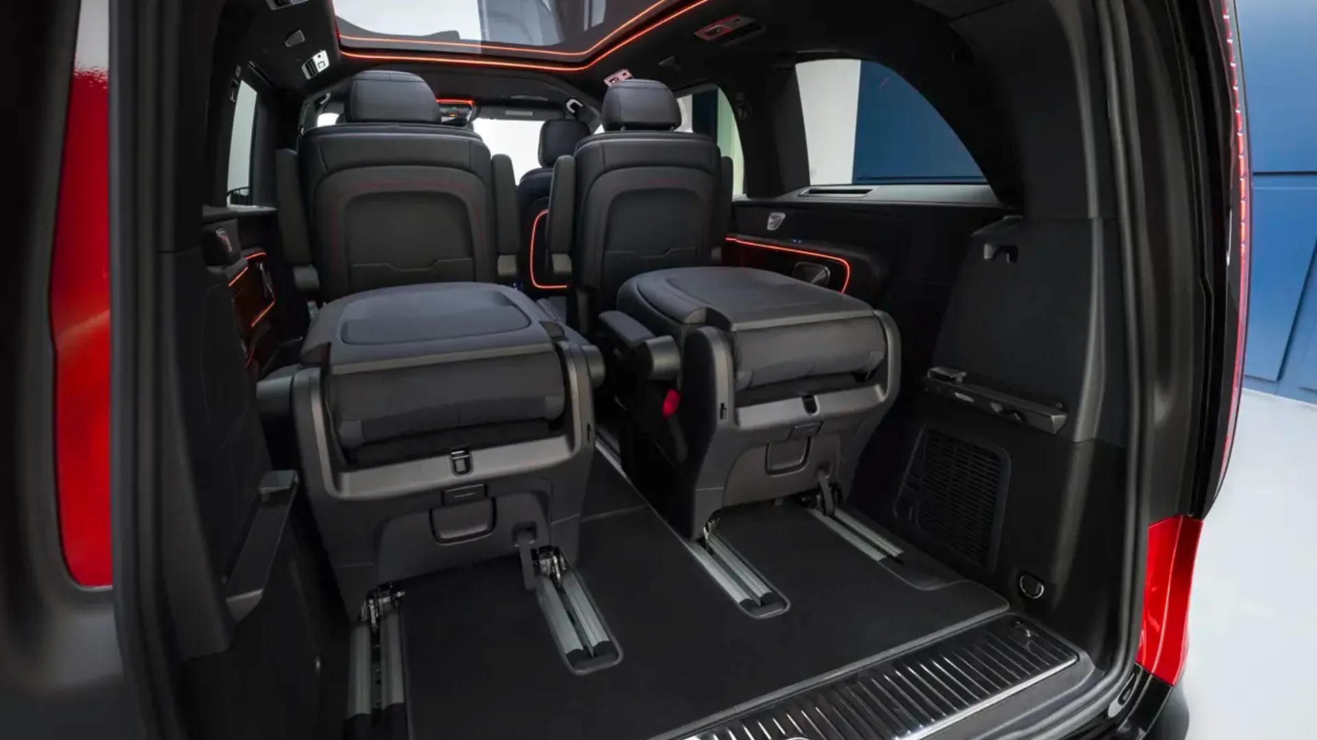 Elettronauti - Mercedes-Benz VLE 300 - Vano di carico - Bagagliaio